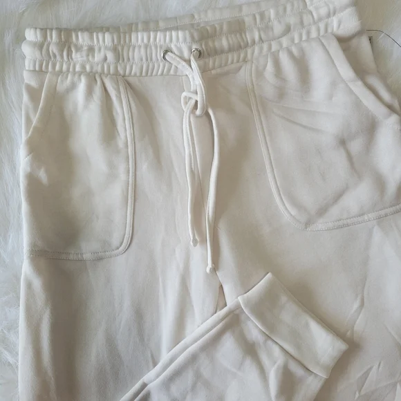 Rae Dunn 2 Piece CHILL Set Hoodie & Jogger Set S Cream/Pink Soft NWT - Picture 7 of 16